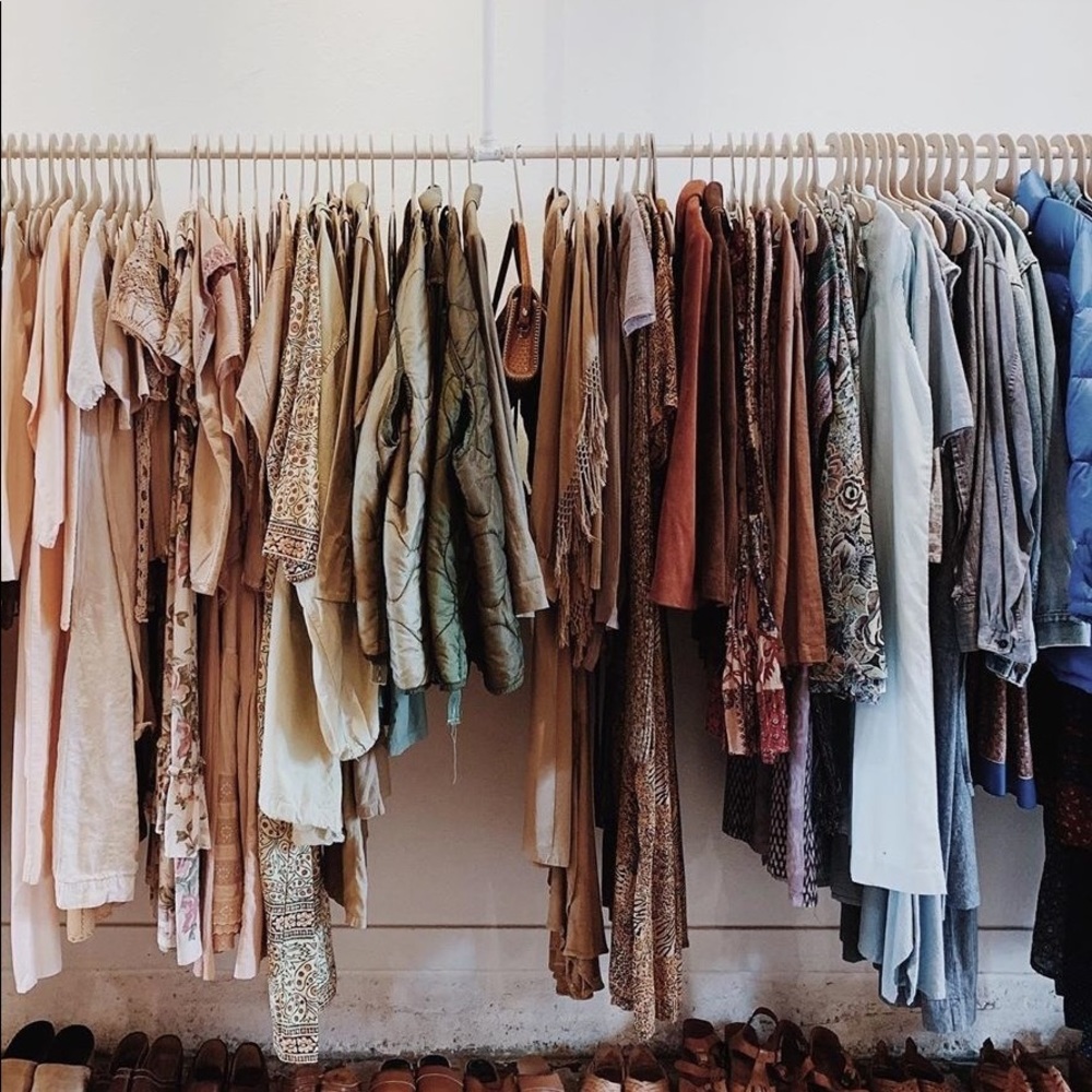 MYSTERY DEAL/RESELLERS BOX